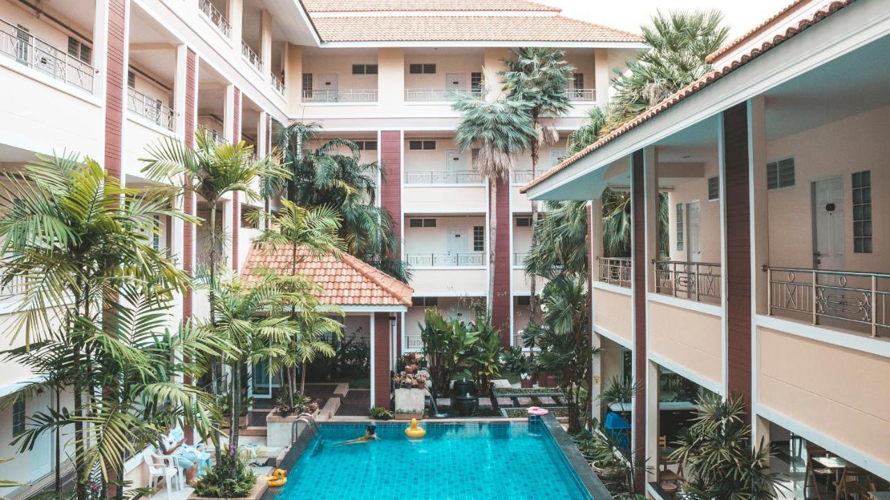 Nattidaplace Hotel Chiangmai Chiang Mai Exterior photo